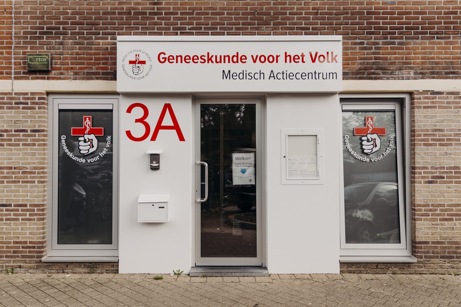 Inkom van de dokterspraktijk in Genk